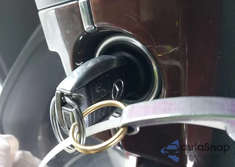 2010 Mercedes-Benz Glk 350 from USA, damaged, VIN WDCGG5GB2AF396813